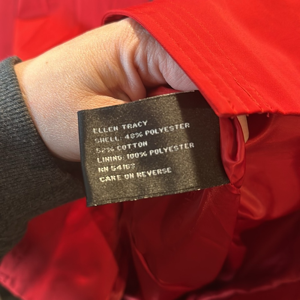 Red Ellen Tracy Trench Coat with Belt and Pockets - Picture 7 of 8